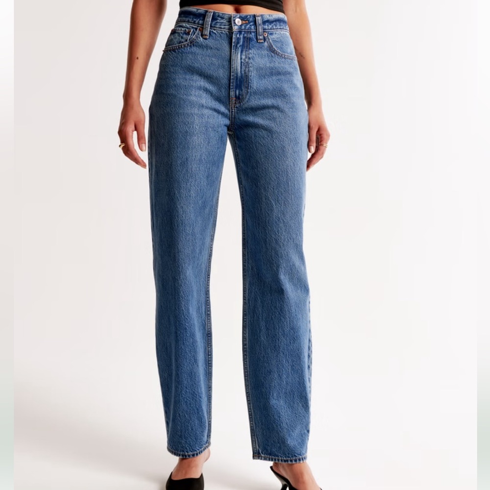 Loose high rise straight leg